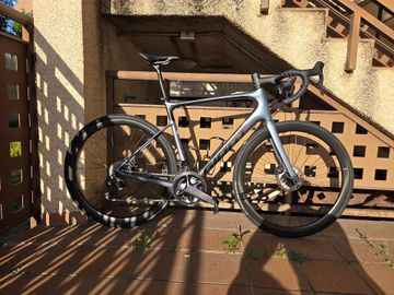Gebrauchtes Giant Defy Advanced Pro 1 2022 2022 Road & Gravel, Hellgrau — Bild 2 von 15