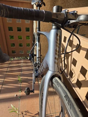 Gebrauchtes Giant Defy Advanced Pro 1 2022 2022 Road & Gravel, Hellgrau — Bild 4 von 15