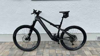 Used M1 Custom Shimano Deore XT 2024 Mountainbike, Black — image 2 of 9