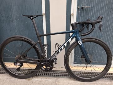 Gebrauchtes Scott Addict RC 10 2023 2023 Road & Gravel