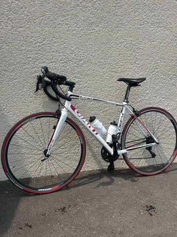 Gebrauchtes Giant Defy Shimano 105 2013 Road & Gravel