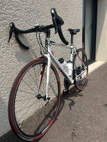 Brugt Giant Defy Shimano 105 2013 Road & Gravel — billede 3 af 3