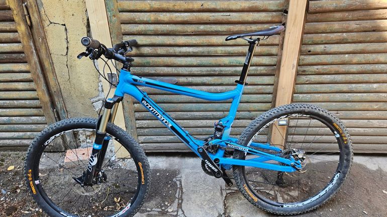 Commencal Super 4.1 2012 Mountainbike usato, Blu — immagine 8 di 8