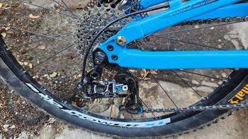 Commencal Super 4.1 2012 Mountainbike usato, Blu — immagine 3 di 8