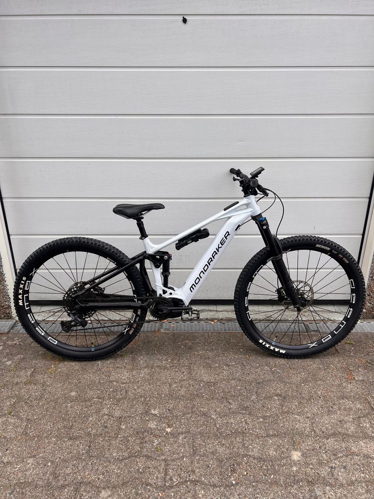 Używany Mondraker CHASER R 2023 2023 Mountainbike — zdjęcie 4 z 10