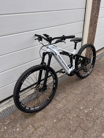 Used Mondraker CHASER R 2023 2023 Mountainbike, White, 29 — image 5 of 10