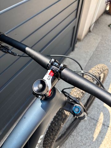 Used Specialized Epic EVO Expert 2021 2021 Mountainbike, Blue — image 7 of 8