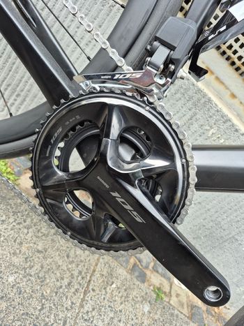 Used BMC Roadmachine FIVE 2024 2024 Road & Gravel, Black — image 3 of 14