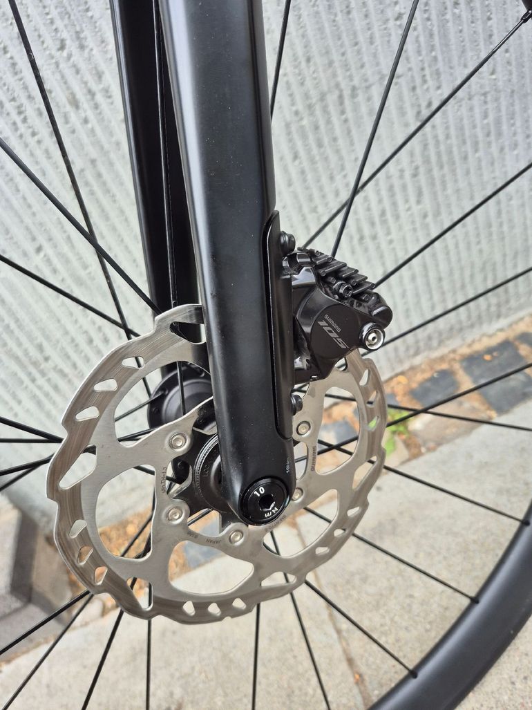 Used BMC Roadmachine FIVE 2024 2024 Road & Gravel, Black — image 8 of 14