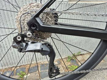 Used BMC Roadmachine FIVE 2024 2024 Road & Gravel, Black — image 6 of 14