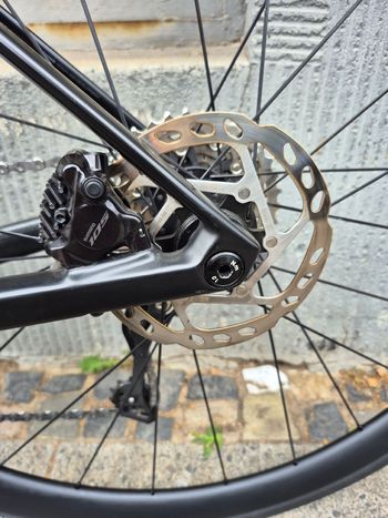 Used BMC Roadmachine FIVE 2024 2024 Road & Gravel, Black — image 7 of 14