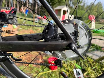 Used Scott Addict Shimano Ultegra Di2 2021 Road & Gravel, Green — image 6 of 7