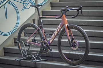 Giant Propel Advanced 1 Meteorite Storm 2027 2027 Road & Gravel usato