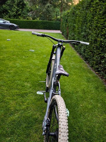 Used CUBE TWO15 PRO 27.5 2024 2024 Mountainbike, Light Gray, 27.5 — image 8 of 10
