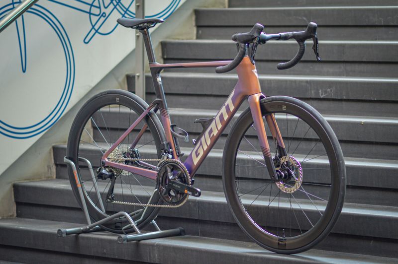 Gebrauchtes Giant Propel Advanced 1 2027 2027 Road & Gravel