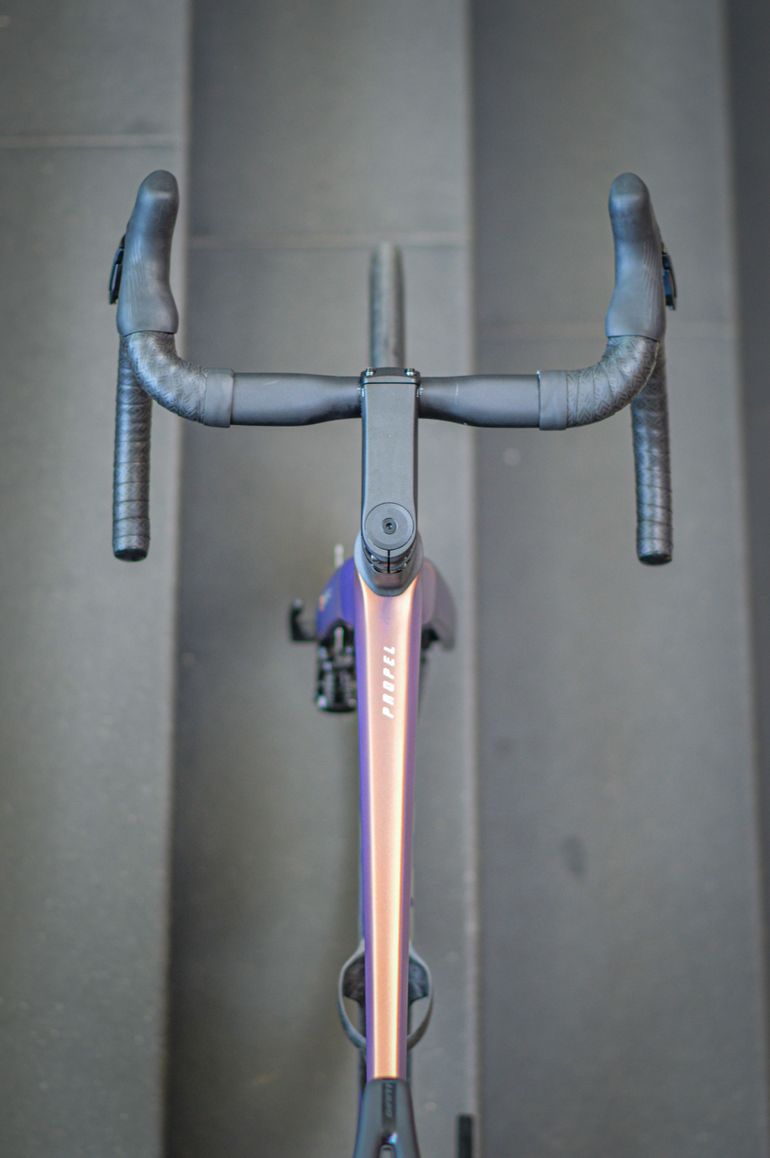 Giant Propel Advanced 1 2027 2027 Road & Gravel usato, Arancione — immagine 10 di 14
