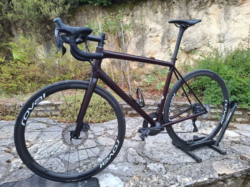 Specialized Aethos Expert - Shimano Ultegra Di2 2022 2022 Road & Gravel usato