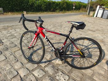 Used Trek Custom Shimano Dura Ace 2014 Road & Gravel, Red — image 3 of 7
