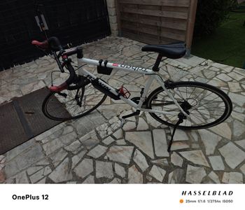 Btwin Triban 300, Custom Shimano Dura Ace Di2 2016 Road & Gravel d'occasion