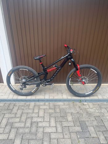 Gebrauchtes Canyon Torque 29 CF 8 2023 2023 Mountainbike, Schwarz, 29 — Bild 2 von 8