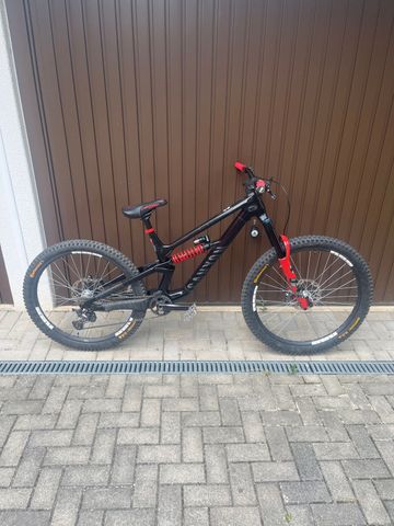 Použité Canyon Torque 29 CF 8 2023 2023 Mountainbike — obrázek 2 z 8