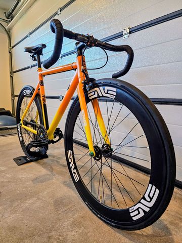 Used Santa fixie Custom Single Speed / Fixed Gear 2022 Road & Gravel, Orange — image 3 of 13