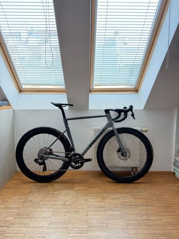 Basso Astra SRAM Rival eTap AXS 2024 Road & Gravel usato
