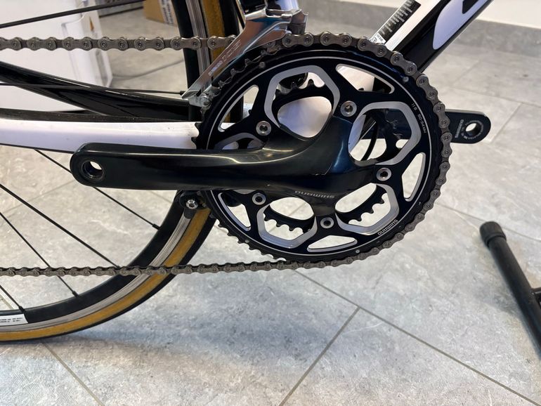 Used Scott solace Custom Shimano 105 2017 Road & Gravel, White — image 4 of 11