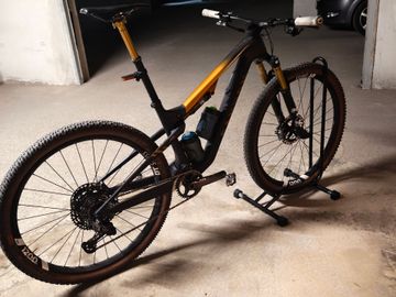 Used Canyon Lux Trail CFR 2025 2025 MTB
