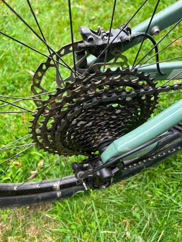 Used Focus THRON 6.9 2021 2021 Mountainbike, Green, 29 — image 6 of 13