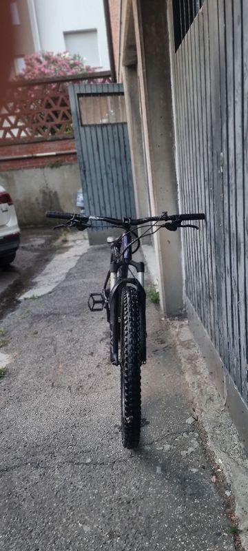 Used Liv Tempt 0 2022 2022 Mountainbike, Purple, 27.5, 29 — image 2 of 5