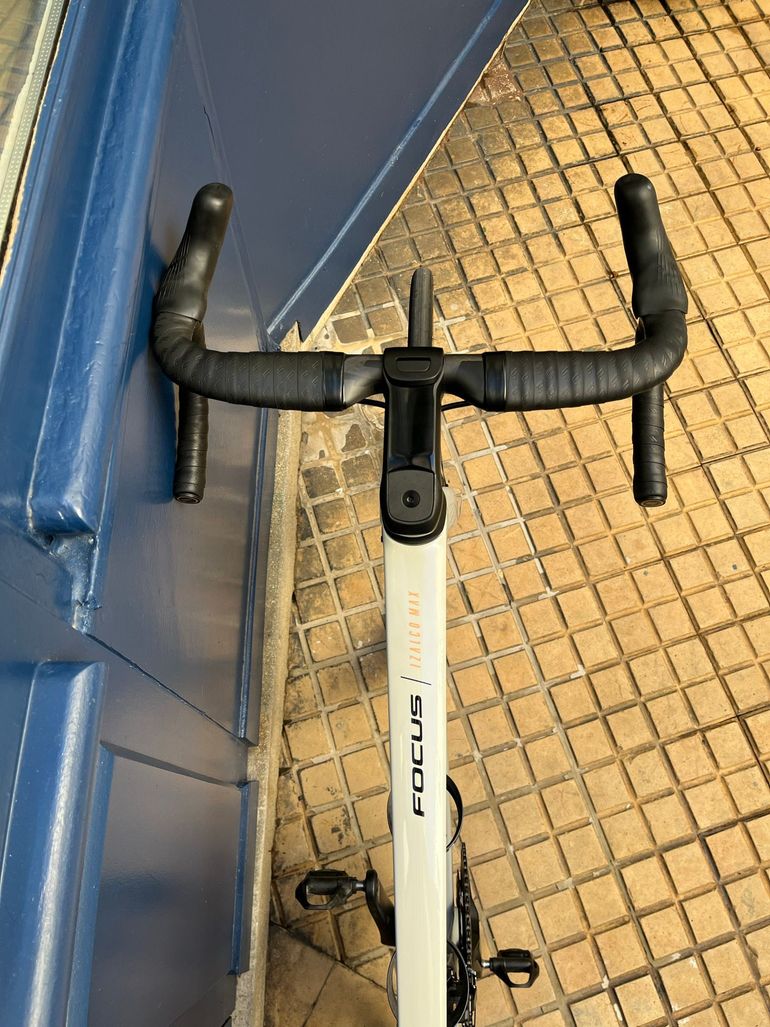 Brugt Focus IZALCO MAX 9.8 2025 2025 Road & Gravel — billede 3 af 3