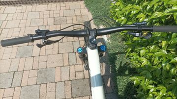 Used Specialized Stumpjumper Comp 2022 2022 Mountainbike, White, 29 — image 3 of 8