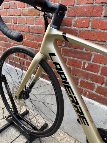 Lapierre Pulsium Shimano 105 2024 Road & Gravel usato, Grigio chiaro — immagine 13 di 15
