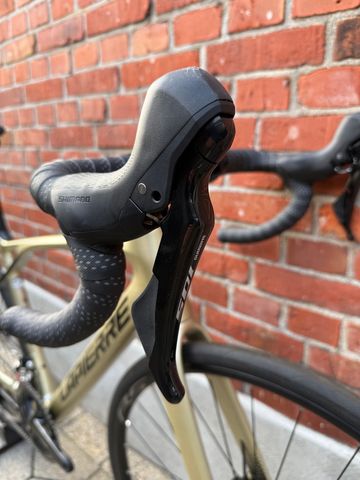 Lapierre Pulsium Shimano 105 2024 Road & Gravel usato, Grigio chiaro — immagine 5 di 15