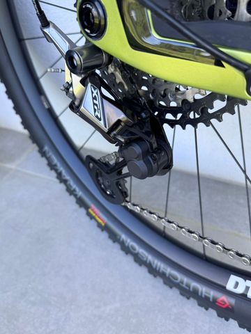 Pivot SWITCHBLADE Pro XT/XTR 2023 2023 Mountainbike d'occasion — image 4 sur 7