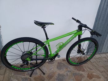 Käytetty Cannondale F-Si Carbon Team 2017 2017 MTB