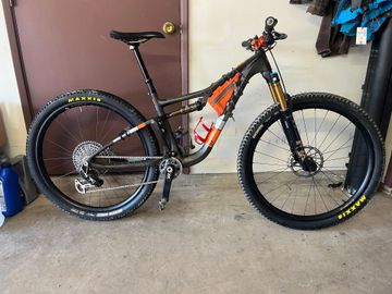 Gebrauchtes Ibis Cycles Custom Sram Eagle Transmission XX 2023 Mountainbike, Orange — Bild 2 von 6