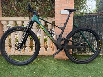 Brugt Scott Spark RC World Cup EVO 2023 2023 MTB