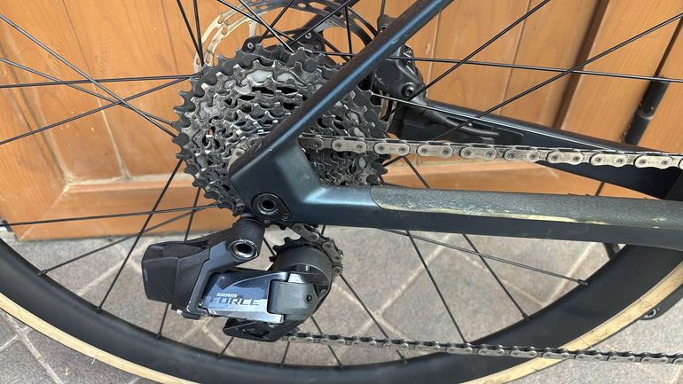 Used BMC Roadmachine AMP ONE 2023 2023 Road & Gravel, Blue — image 8 of 14