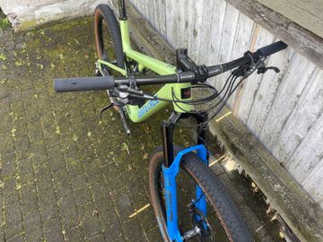 Gebrauchtes Santa Cruz Blur Shimano XTR 2023 Mountainbike, Grün, 29 — Bild 4 von 7