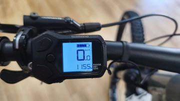 Used Focus Jam Shimano Deore XT 2024 Mountainbike, Light Gray — image 6 of 7