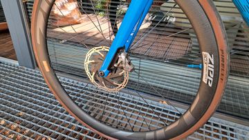 Used BMC Roadmachine 01 ONE 2024 2024 Road & Gravel, Blue — image 15 of 17