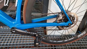 Used BMC Roadmachine 01 ONE 2024 2024 Road & Gravel, Blue — image 4 of 17