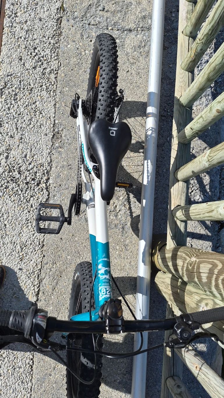 Używany Commencal RAMONES 20 2021 2021 Youth — zdjęcie 4 z 6