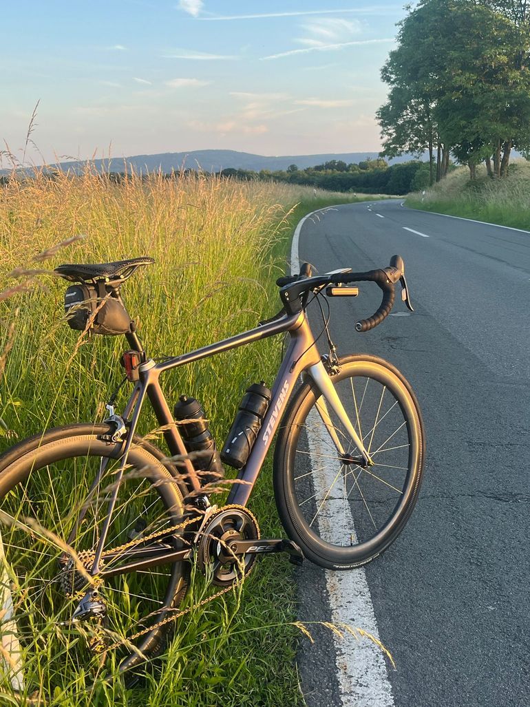 Used Stevens Ventoux SRAM Red 2020 Road & Gravel, Purple — image 2 of 3