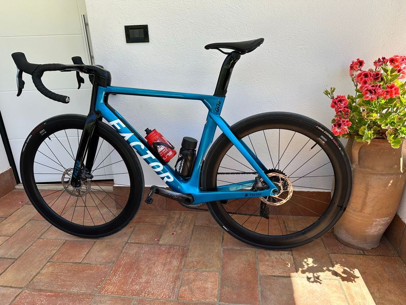 Used Factor ONE - SRAM Force w/ Power Meter (Disc) 2024 2024 Road & Gravel