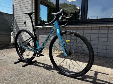 Used Mondraker Custom SRAM Rival eTap AXS 2026 Road & Gravel, Blue — image 2 of 7