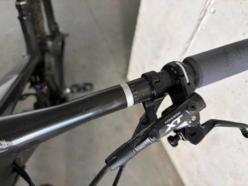 Trek Top Fuel 9.8 2020 2020 Mountainbike usato, Nero — immagine 5 di 9