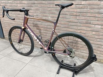 Brugt Giant Defy Advanced Pro 1 2025 2025 Road & Gravel — billede 6 af 19